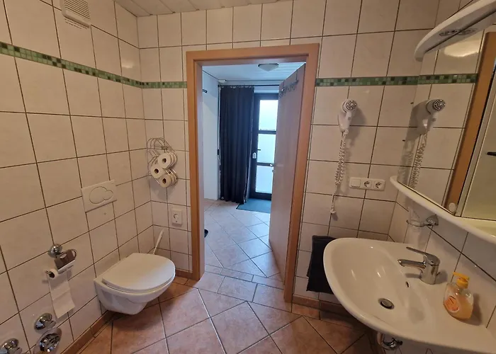 Zentral Zur Kurklinik Inkl Parkplatz